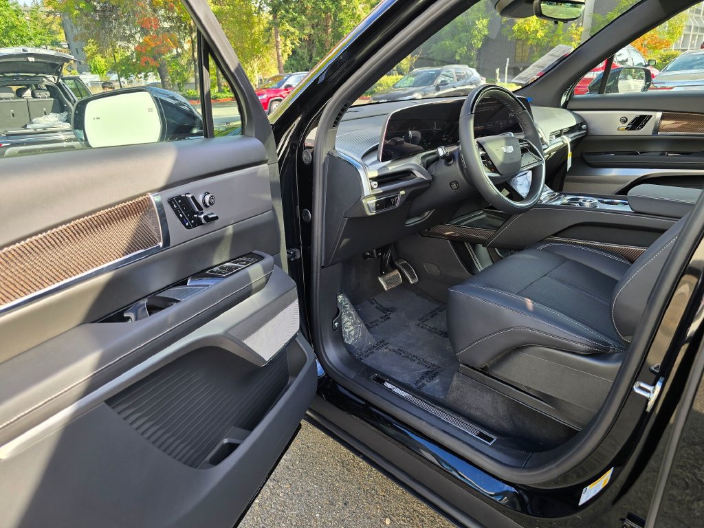New 2027 Cadillac Vistiq Luxury AWD/4WD image 20