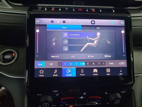 New 2025 Jeep Grand Cherokee L Limited w/ Trailer Tow Package image 23