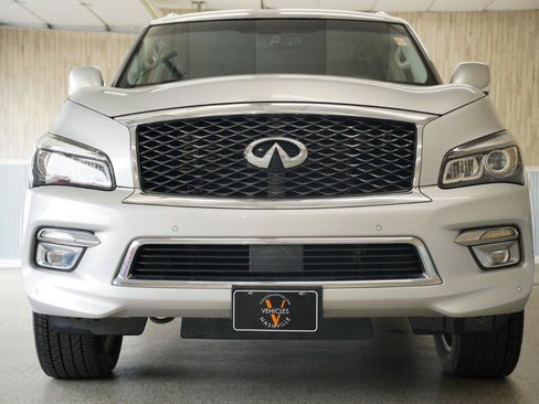 Used 2015 INFINITI QX80 4WD w/ 22" Wheel Package image 3