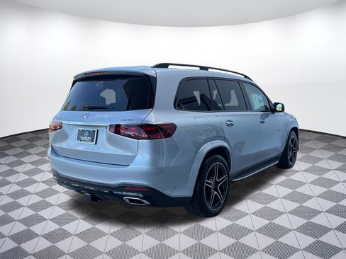 Used 2026 Mercedes-Benz GLS 450 4MATIC image 9