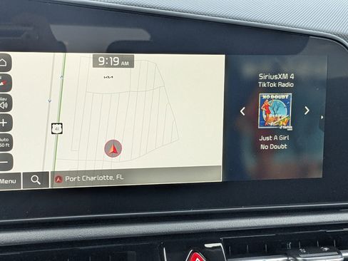 New 2025 Kia Niro SX image 26