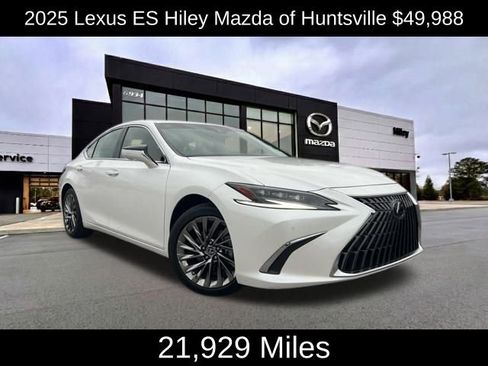 Used 2025 Lexus ES 300h Ultra Luxury image 1