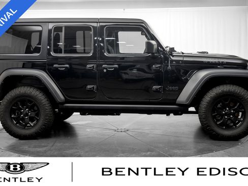 Used 2022 Jeep Wrangler Unlimited Sport AWD/4WD image 8
