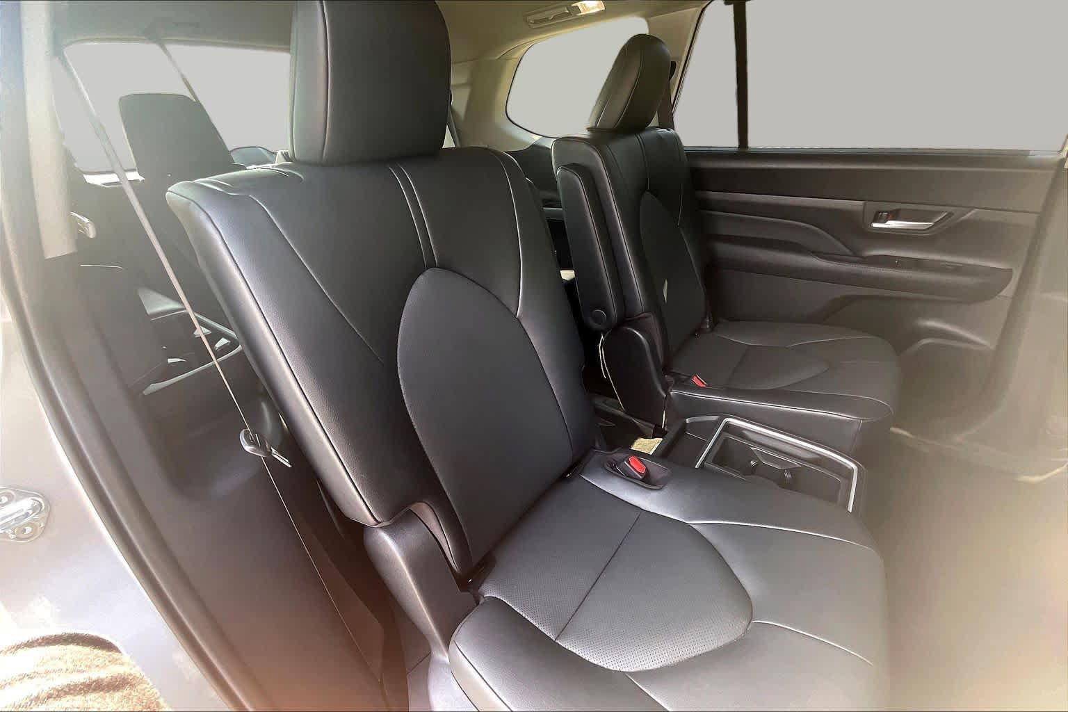 Used 2026 Toyota Grand Highlander FWD image 34