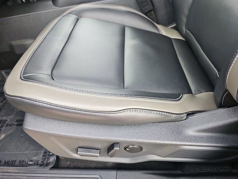 New 2025 Ford Bronco Outer Banks image 29