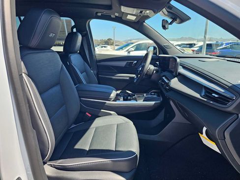 New 2026 Buick Enclave Sport Touring w/ Power Package FWD image 10