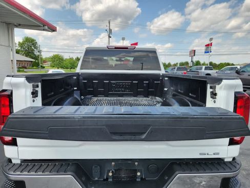 Used 2023 GMC Sierra 2500 SLE image 5