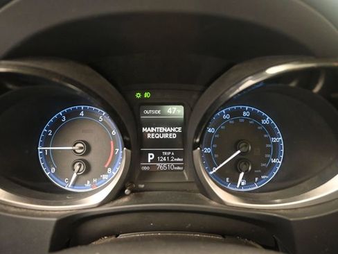 Used 2015 Toyota Corolla S Premium image 19