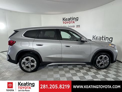 Used 2025 BMW X1 xDrive28i image 3