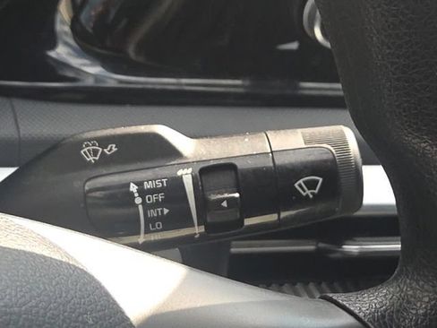 Used 2023 Kia K5 LXS FWD image 36