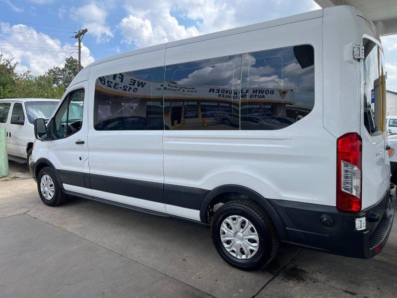 Used 2015 Ford Transit 350 XLT RWD image 5