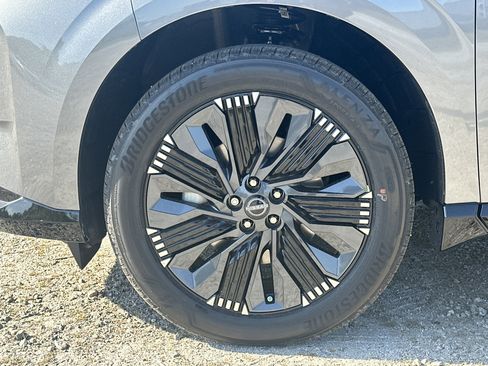 New 2026 Nissan Murano Platinum w/ Cargo Package AWD/4WD image 9