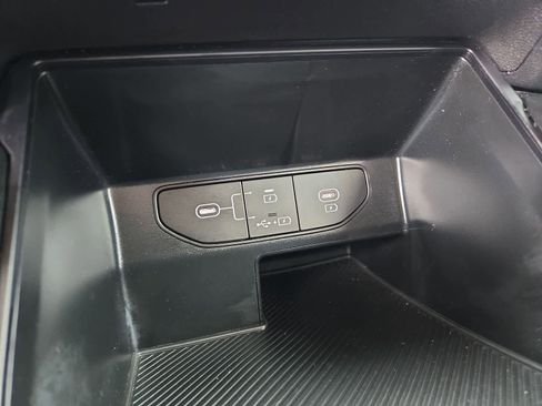 Certified 2024 Kia Sorento LX FWD image 27