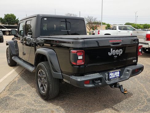 Used 2020 Jeep Gladiator Overland AWD/4WD image 2