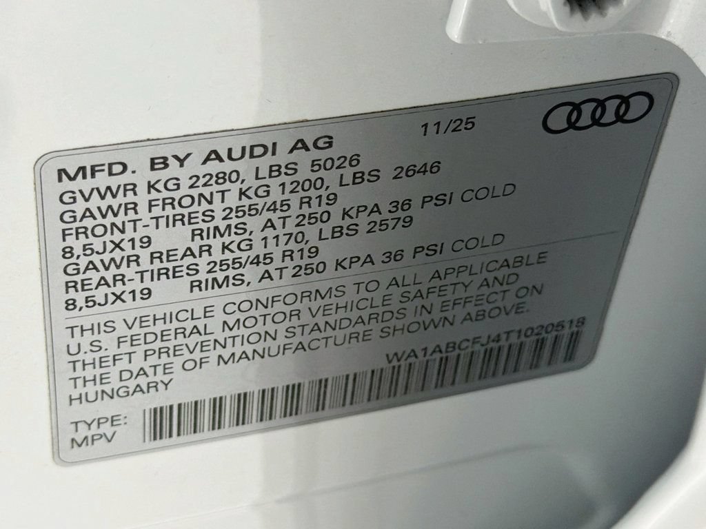 Used 2026 Audi Q3 quattro 2.0T w/ Driver Assistance Package AWD/4WD image 33