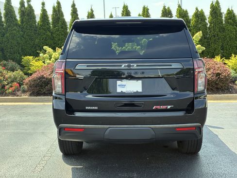 Used 2022 Chevrolet Tahoe RST w/ Luxury Package AWD/4WD image 8