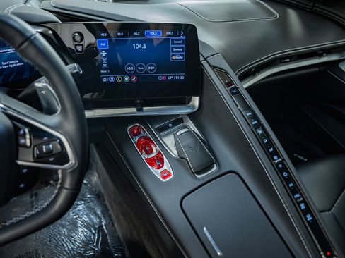 Used 2022 Chevrolet Corvette Stingray Coupe w/ 1LT image 27