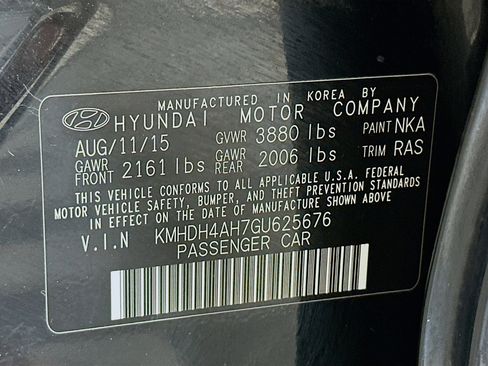 Used 2016 Hyundai Elantra Sport w/ Option Group 03 image 12