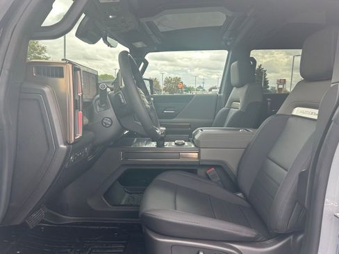 New 2025 GMC Hummer EV 3X image 18