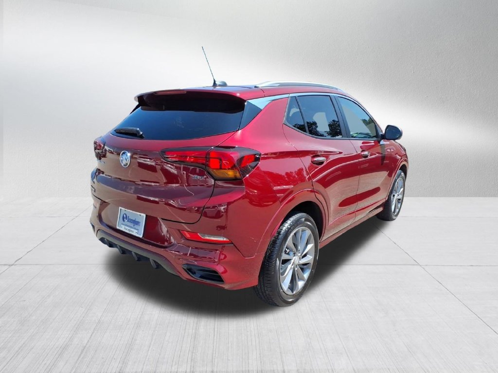 Used 2023 Buick Encore GX Select w/ Sport Touring Package FWD image 4