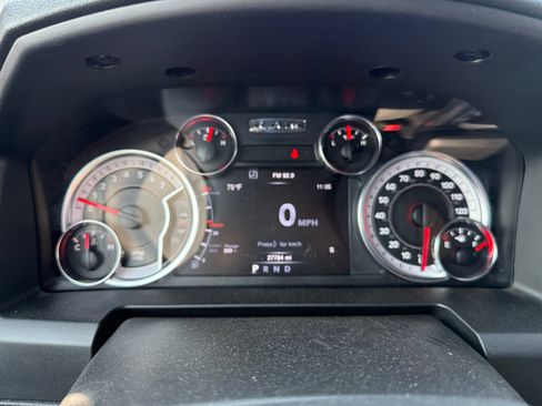 Used 2024 RAM 1500 Warlock AWD/4WD image 12