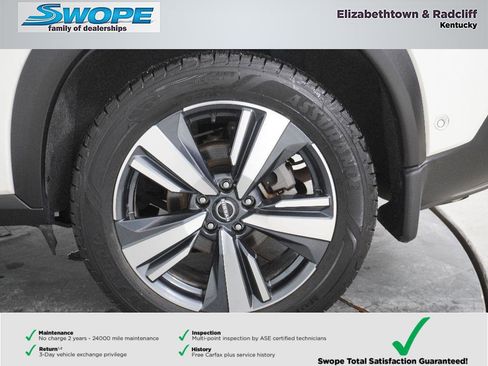 Used 2023 Nissan Rogue SL w/ SL Premium Package image 29