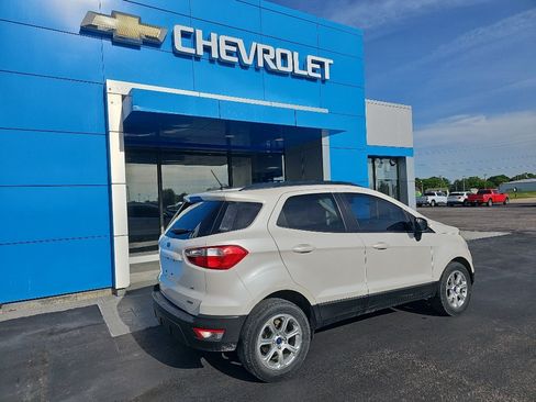 Used 2018 Ford EcoSport SE FWD image 3