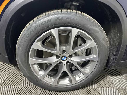 New 2026 BMW X5 xDrive50e w/ Premium Package image 10