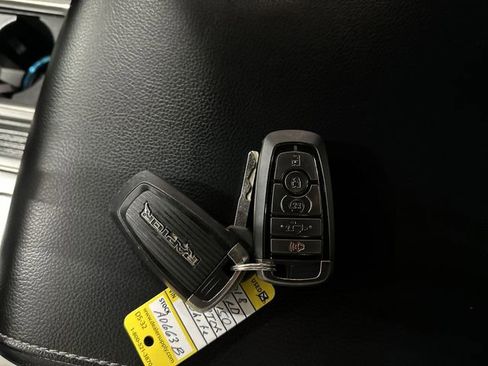 Used 2018 Ford F150 Raptor w/ Equipment Group 802A Luxury image 36