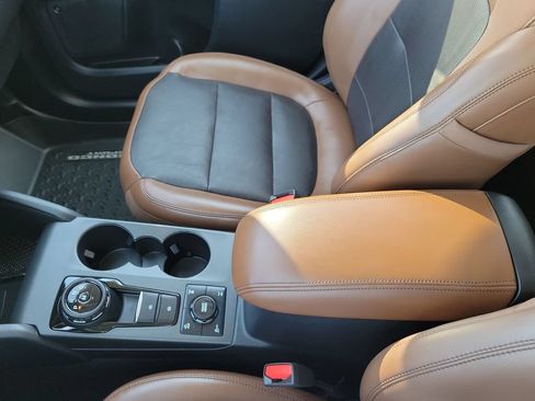 Used 2023 Ford Bronco Sport Badlands w/ Premium Package AWD/4WD image 22