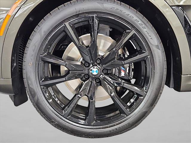 Used 2027 BMW X7 xDrive40i w/ M Sport Package AWD/4WD image 10