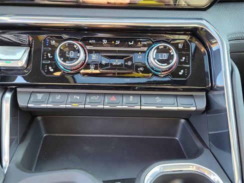 New 2026 GMC Sierra 2500 Denali w/ Denali Reserve Package image 33