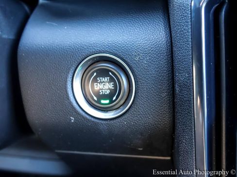 Used 2024 GMC Acadia AT4 w/ LPO, Floor Liner Package image 18