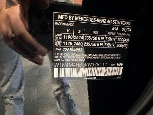 Certified 2024 Mercedes-Benz GLB 250 4MATIC image 41