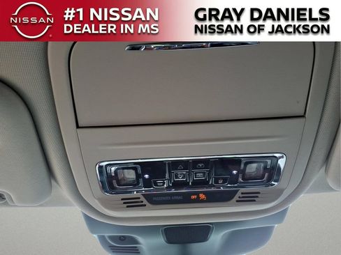 Used 2020 Lincoln Aviator Reserve w/ Equipment Group 201A AWD/4WD image 21