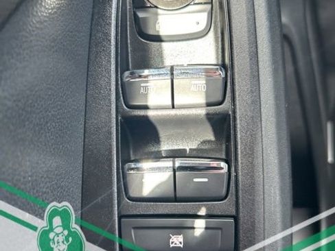 Used 2024 Subaru Crosstrek 2.5i Limited w/ Crosstrek Mirror Package image 18