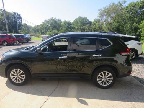 Used 2018 Nissan Rogue SV AWD/4WD image 4