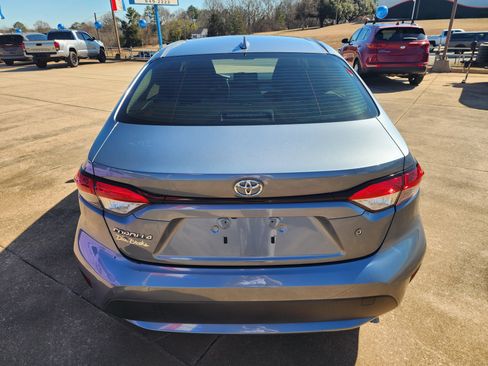 Used 2021 Toyota Corolla L image 5