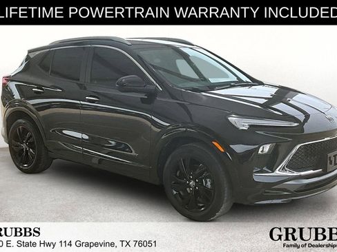 Used 2025 Buick Encore GX Sport Touring w/ Comfort Package FWD image 1