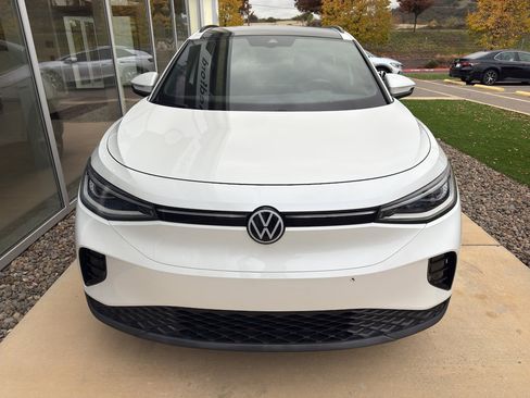 Used 2023 Volkswagen ID.4 Pro S image 2