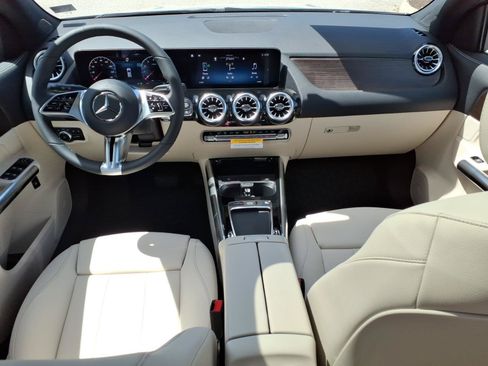 New 2026 Mercedes-Benz GLA 250 image 16