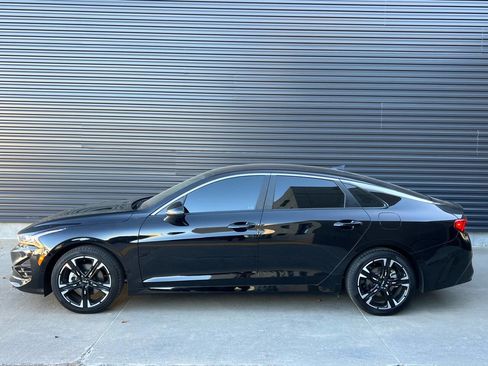 Used 2024 Kia K5 GT-Line w/ GT-Line Premium Package image 9