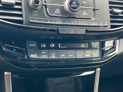 Used 2017 Honda Accord Sport Special Edition image 22