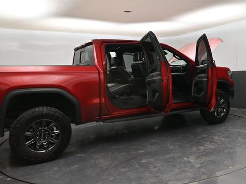 Used 2024 GMC Sierra 1500 AT4X image 33