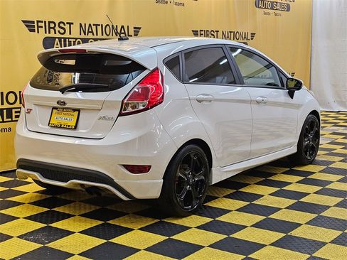 Used 2016 Ford Fiesta ST image 3