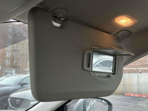 Used 2021 Nissan Rogue SV image 36