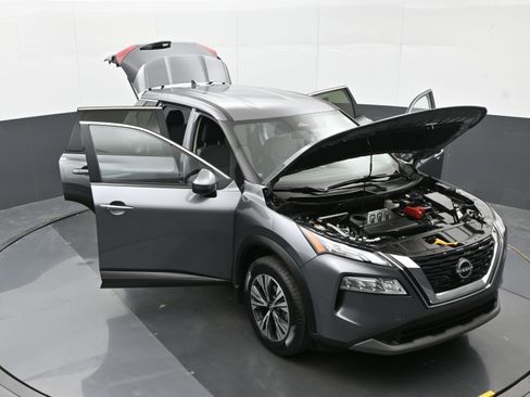 Used 2023 Nissan Rogue SV AWD/4WD image 45