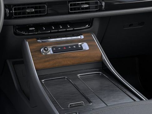 New 2026 Lincoln Aviator Reserve w/ Luxury Package RWD image 40
