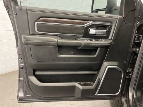 Used 2025 RAM 2500 Laramie image 25
