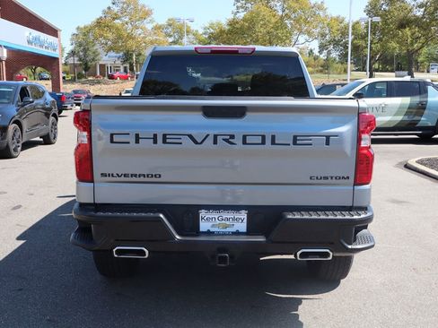 Used 2025 Chevrolet Silverado 1500 Custom Trail Boss w/ LPO, Dark Essentials Package image 34
